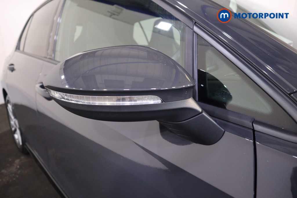 Volkswagen Golf R-Line Automatic Diesel Hatchback - Stock Number (1552270) - 23rd supplementary image