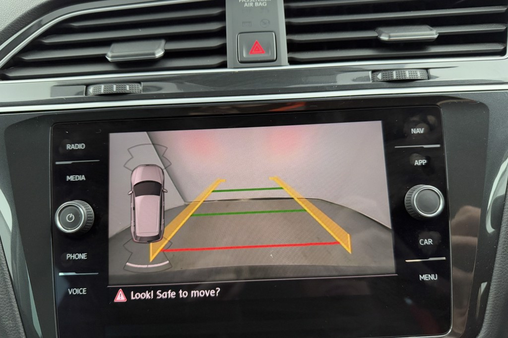 Volkswagen Tiguan SEL Automatic Diesel SUV - Stock Number (1552273) - 11th supplementary image