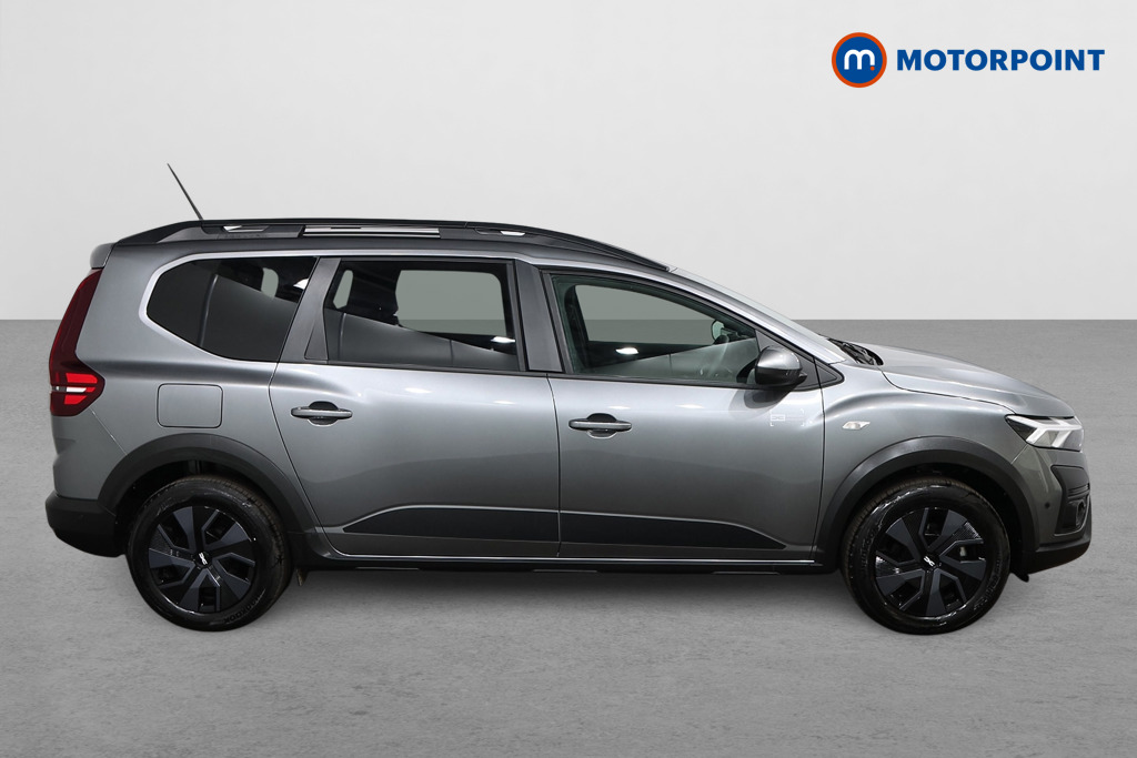 Dacia Jogger Expression Automatic Petrol-Electric Hybrid People Carrier - Stock Number (1552804) - Drivers side