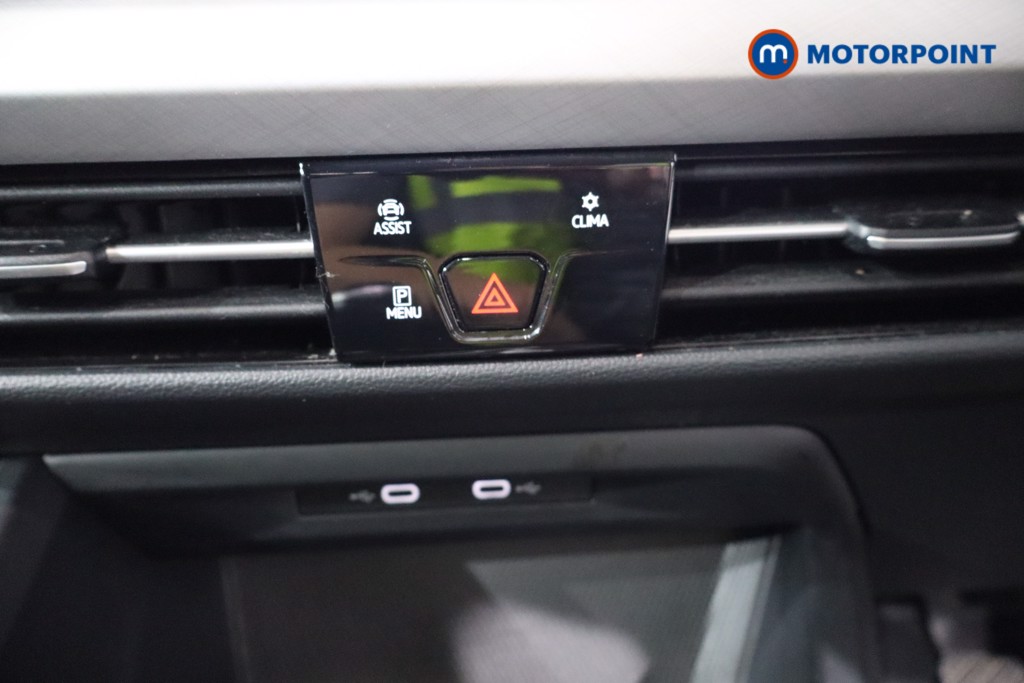 Volkswagen Golf Life Manual Petrol Hatchback - Stock Number (1552805) - 16th supplementary image