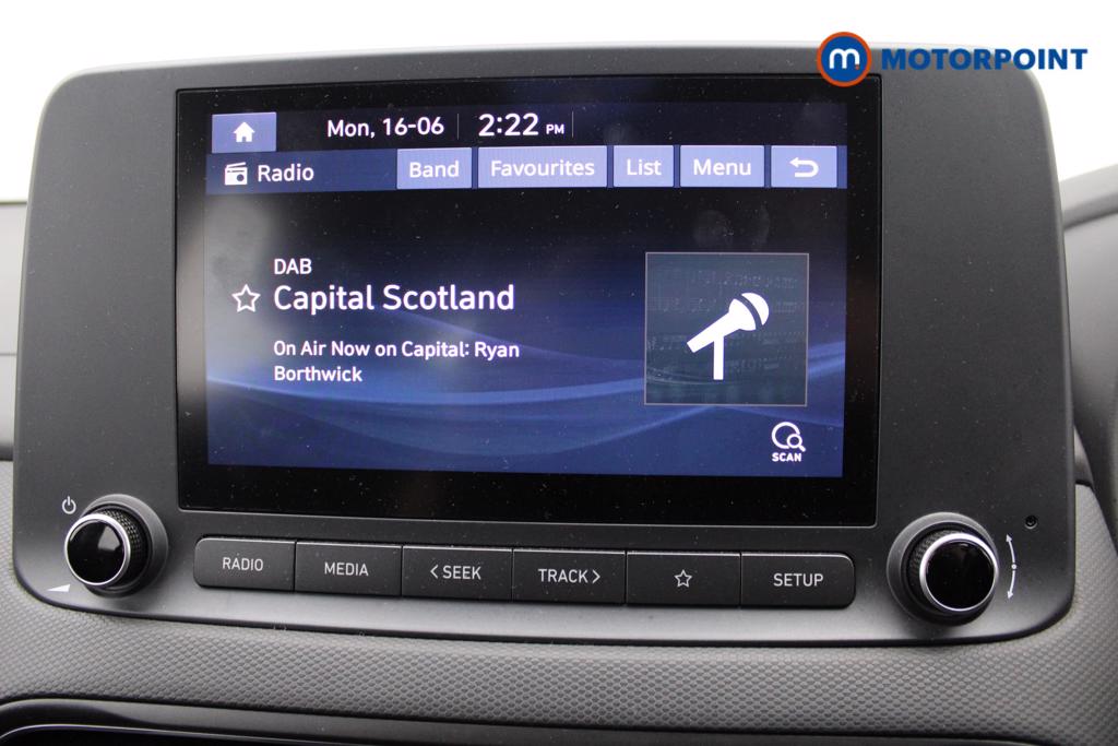 Hyundai Kona Se Connect Manual Petrol-Electric Hybrid SUV - Stock Number (1552931) - 2nd supplementary image