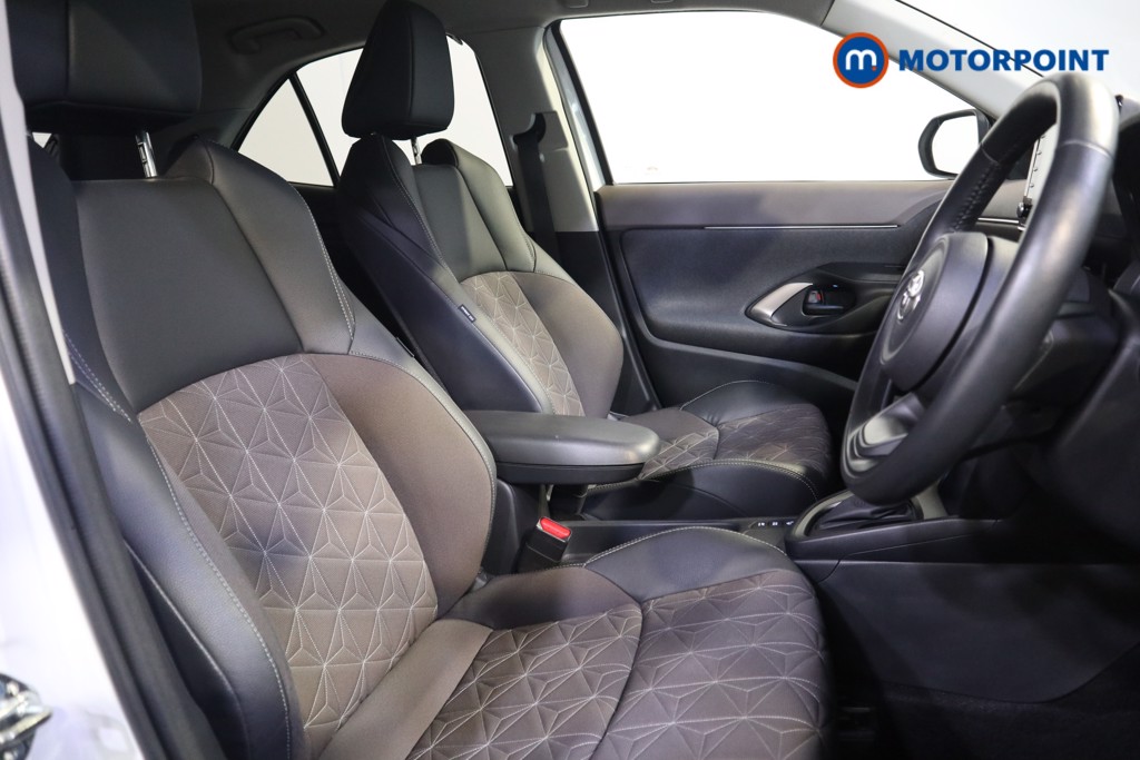 Toyota Yaris Cross Excel Automatic Petrol-Electric Hybrid Estate - Stock Number (1552937) - 11th supplementary image