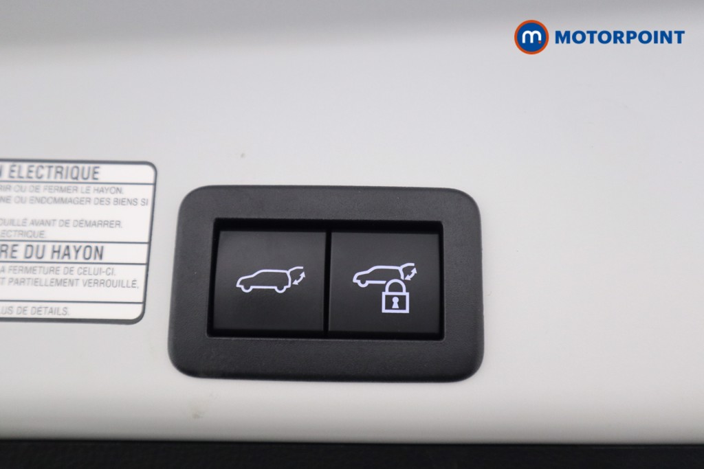 Toyota Yaris Cross Excel Automatic Petrol-Electric Hybrid Estate - Stock Number (1552937) - 14th supplementary image