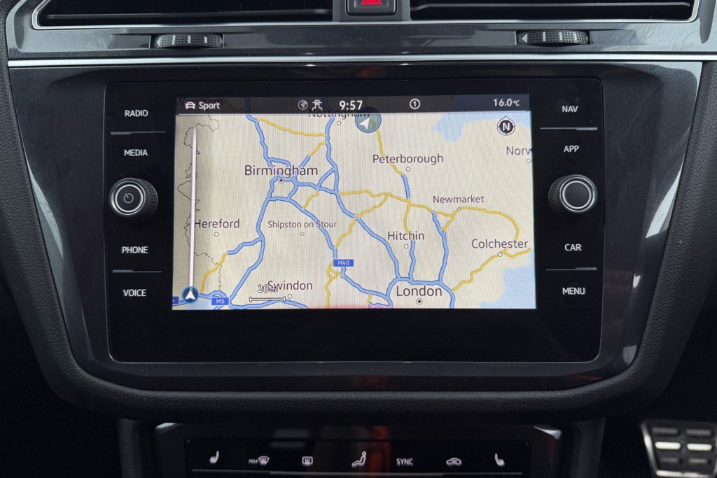 Volkswagen Tiguan Allspace R-Line Automatic Petrol SUV - Stock Number (1552960) - 10th supplementary image