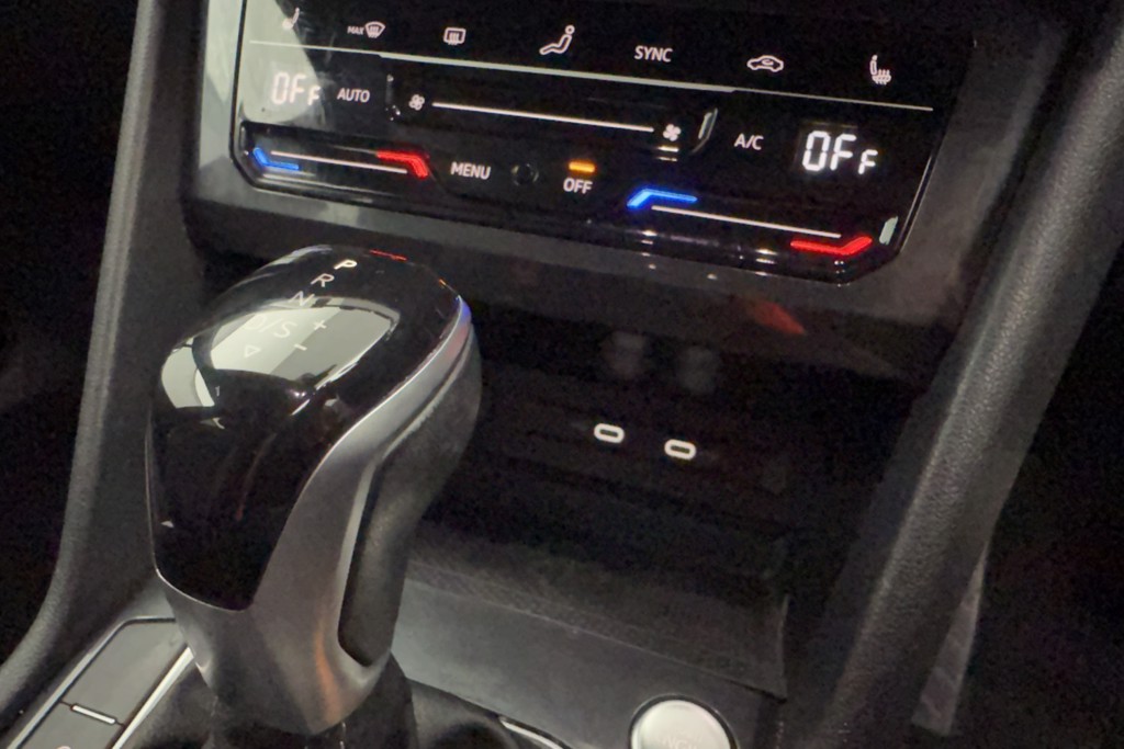 Volkswagen Tiguan Allspace R-Line Automatic Petrol SUV - Stock Number (1552960) - 12th supplementary image