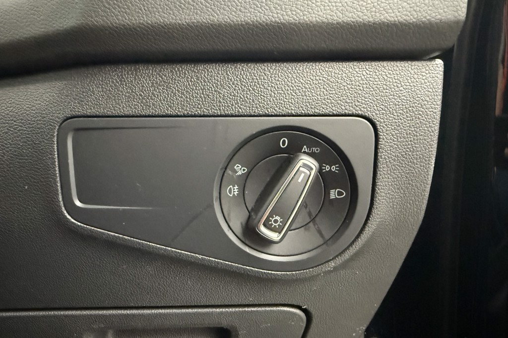 Volkswagen Tiguan Allspace R-Line Automatic Petrol SUV - Stock Number (1552960) - 15th supplementary image
