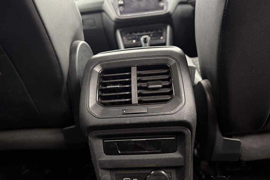 Volkswagen Tiguan Allspace R-Line Automatic Petrol SUV - Stock Number (1552960) - 21st supplementary image