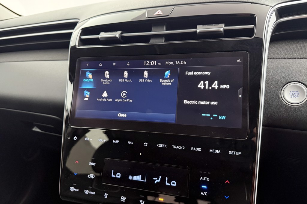 Hyundai Tucson Ultimate Automatic Petrol-Electric Hybrid SUV - Stock Number (1552999) - 8th supplementary image