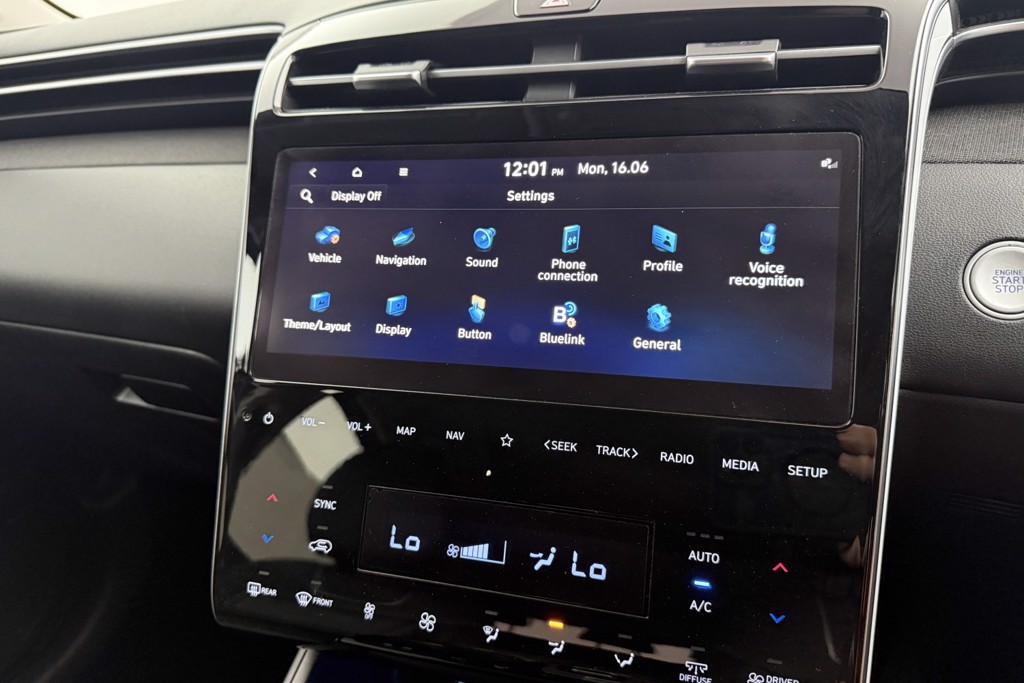 Hyundai Tucson Ultimate Automatic Petrol-Electric Hybrid SUV - Stock Number (1552999) - 9th supplementary image