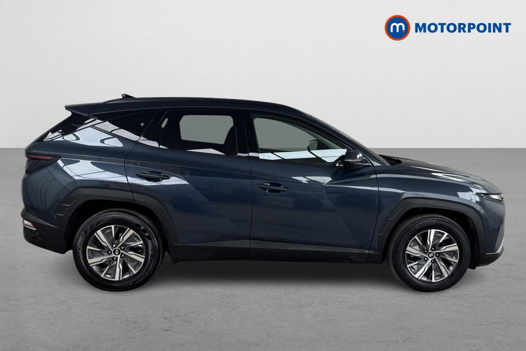 Hyundai Tucson Se Connect Manual Petrol SUV - Stock Number (1553041) - Drivers side
