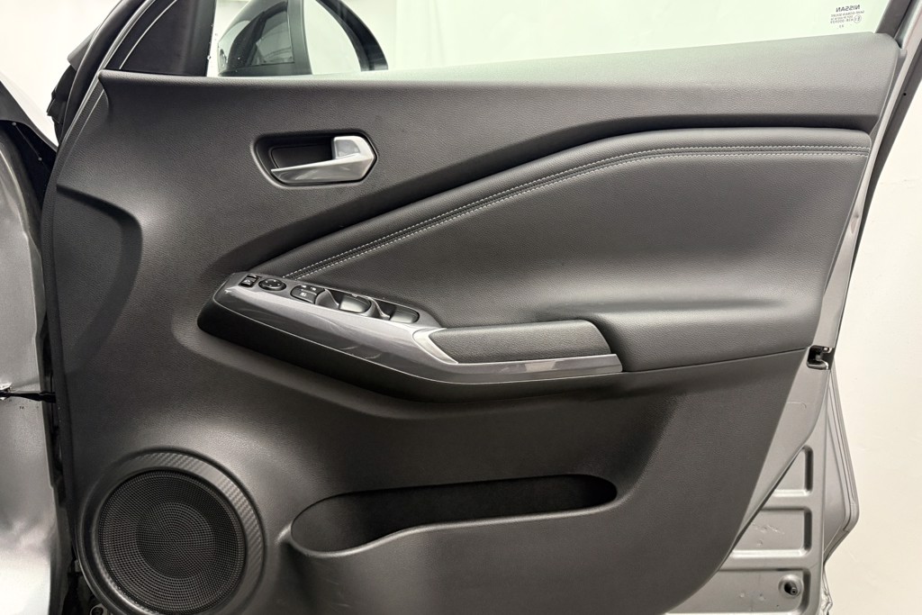 Nissan Juke N-Connecta Manual Petrol SUV - Stock Number (1553710) - 16th supplementary image