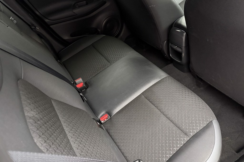 Nissan Juke N-Connecta Manual Petrol SUV - Stock Number (1553710) - 20th supplementary image