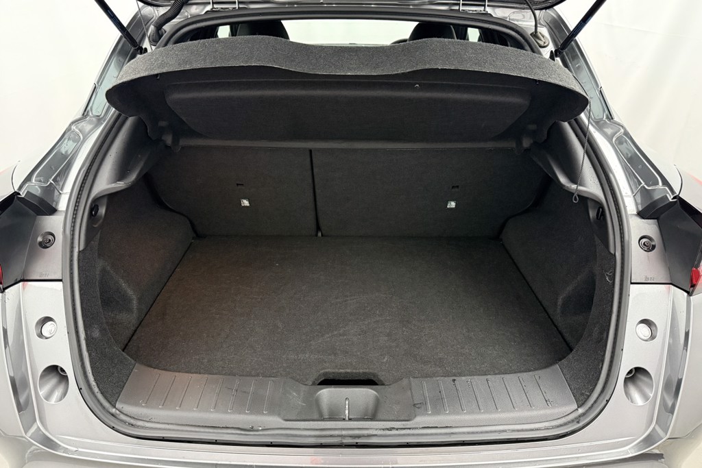Nissan Juke N-Connecta Manual Petrol SUV - Stock Number (1553710) - 23rd supplementary image
