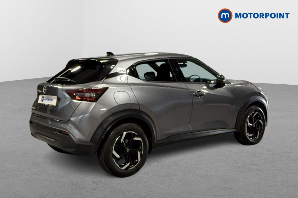 Nissan Juke N-Connecta Manual Petrol SUV - Stock Number (1553710) - Drivers side rear corner