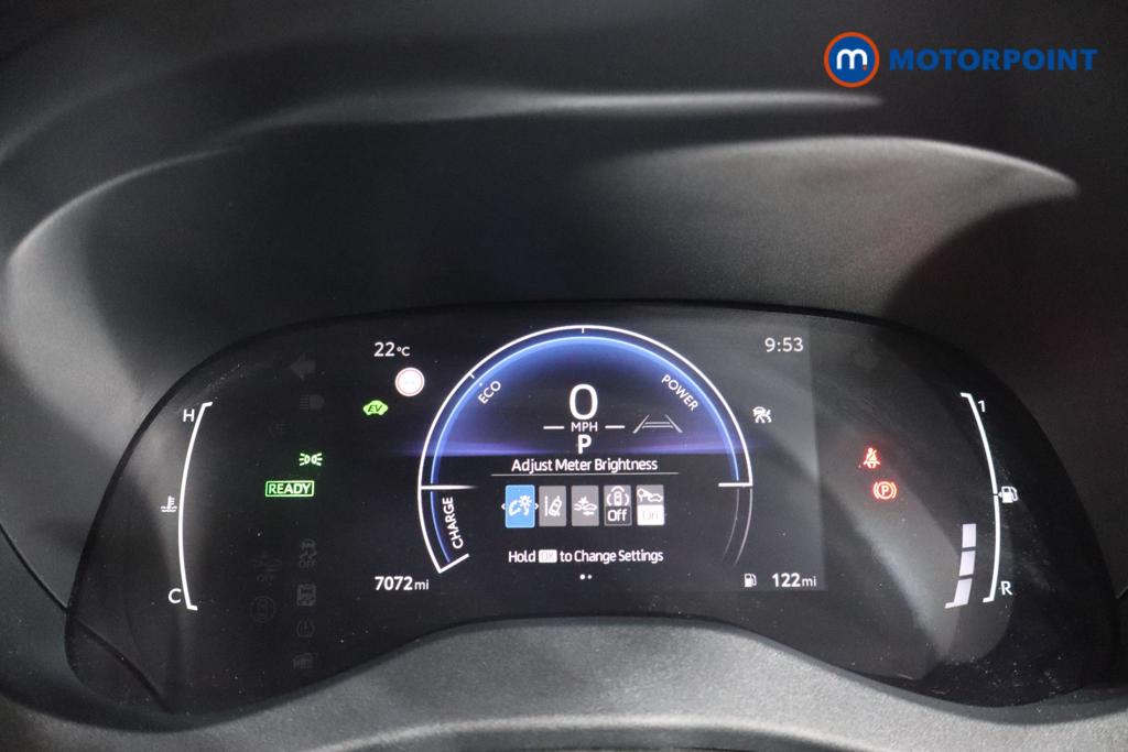 Toyota Yaris Design Automatic Petrol-Electric Hybrid Hatchback - Stock Number (1553851) - 5th supplementary image