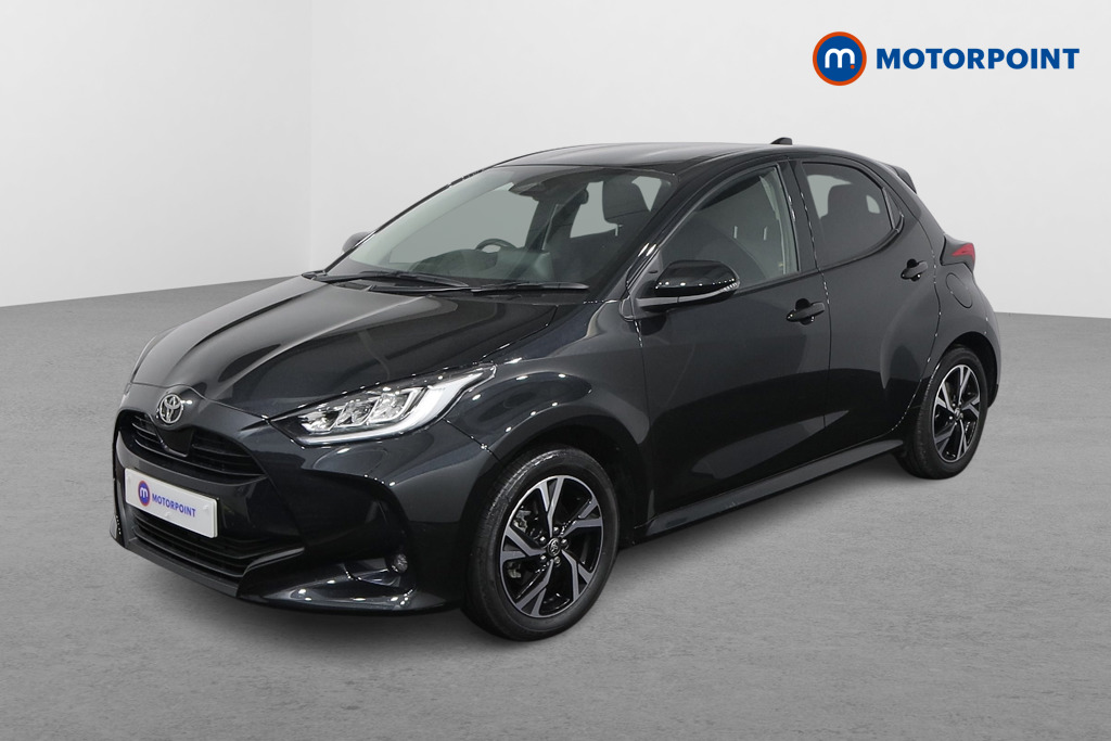 Toyota Yaris Design Automatic Petrol-Electric Hybrid Hatchback - Stock Number (1553851) - Passenger side front corner