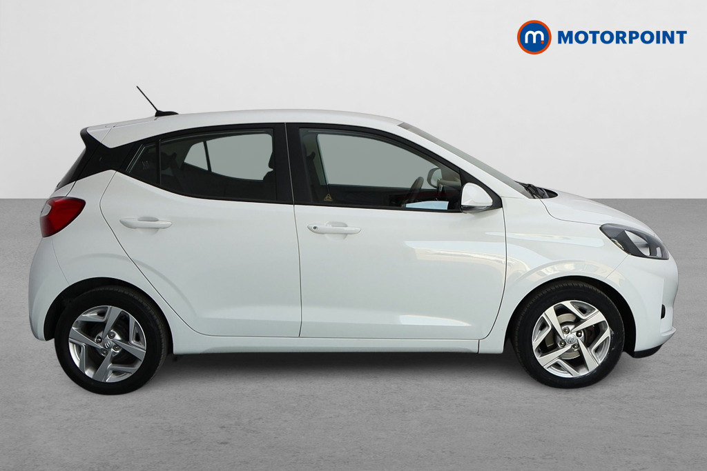 Hyundai I10 Se Connect Manual Petrol Hatchback - Stock Number (1553917) - Drivers side