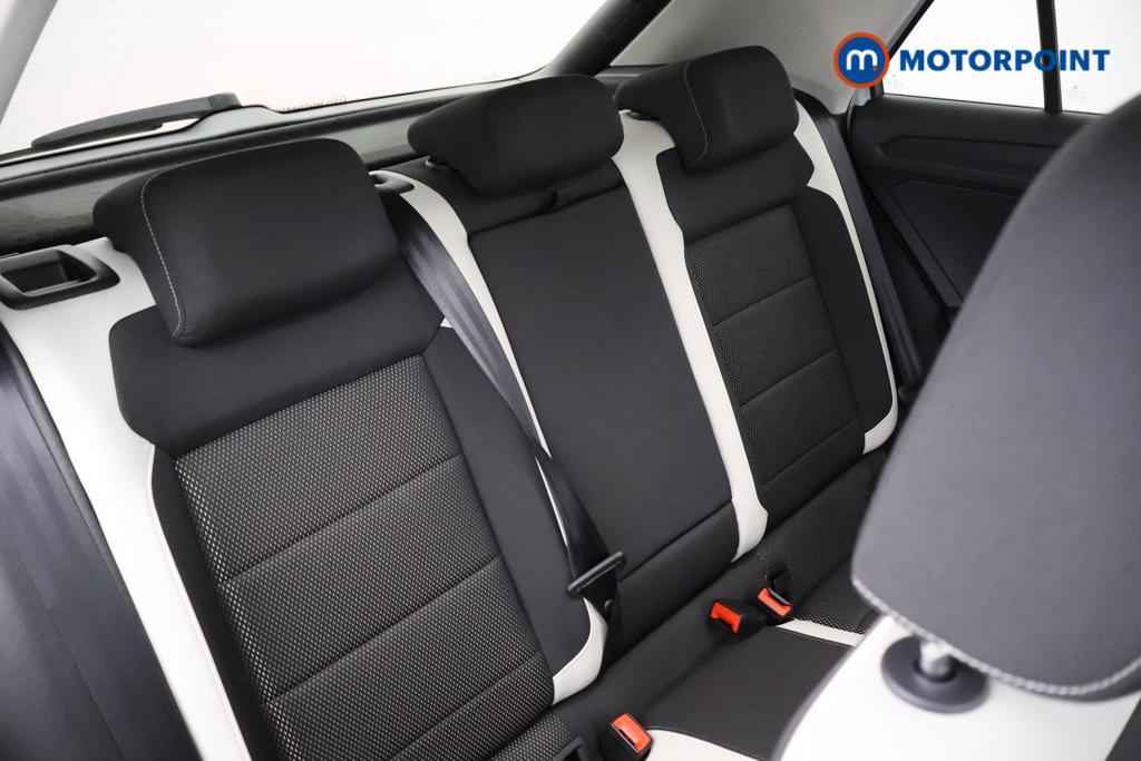 Volkswagen T-Roc SEL Manual Petrol SUV - Stock Number (1553996) - 11th supplementary image