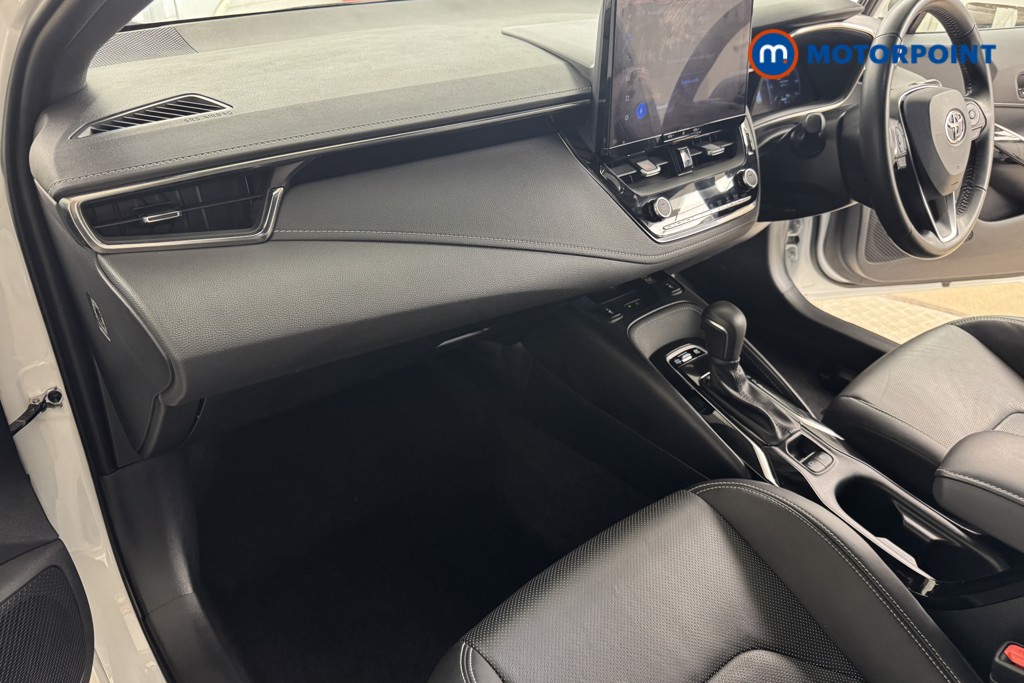 Toyota Corolla Excel Automatic Petrol-Electric Hybrid Estate - Stock Number (1554245) - 8th supplementary image
