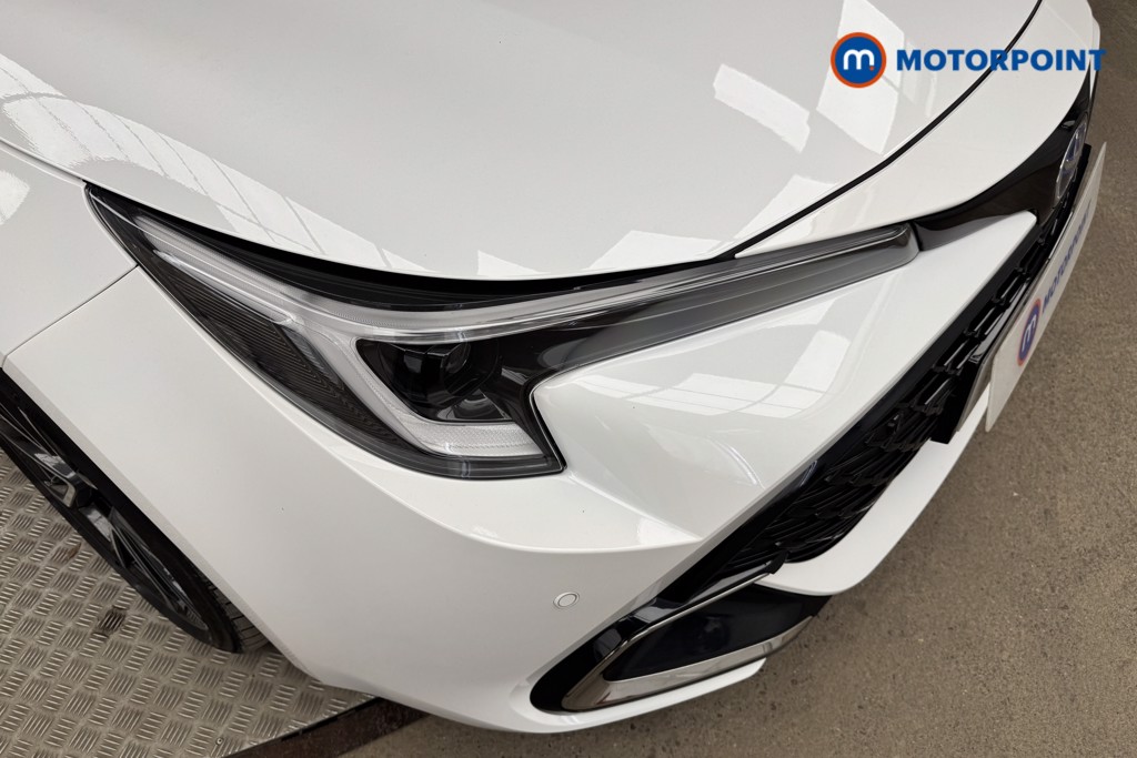 Toyota Corolla Excel Automatic Petrol-Electric Hybrid Estate - Stock Number (1554245) - 17th supplementary image