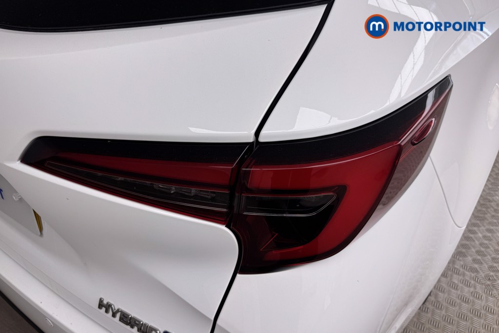 Toyota Corolla Excel Automatic Petrol-Electric Hybrid Estate - Stock Number (1554245) - 18th supplementary image