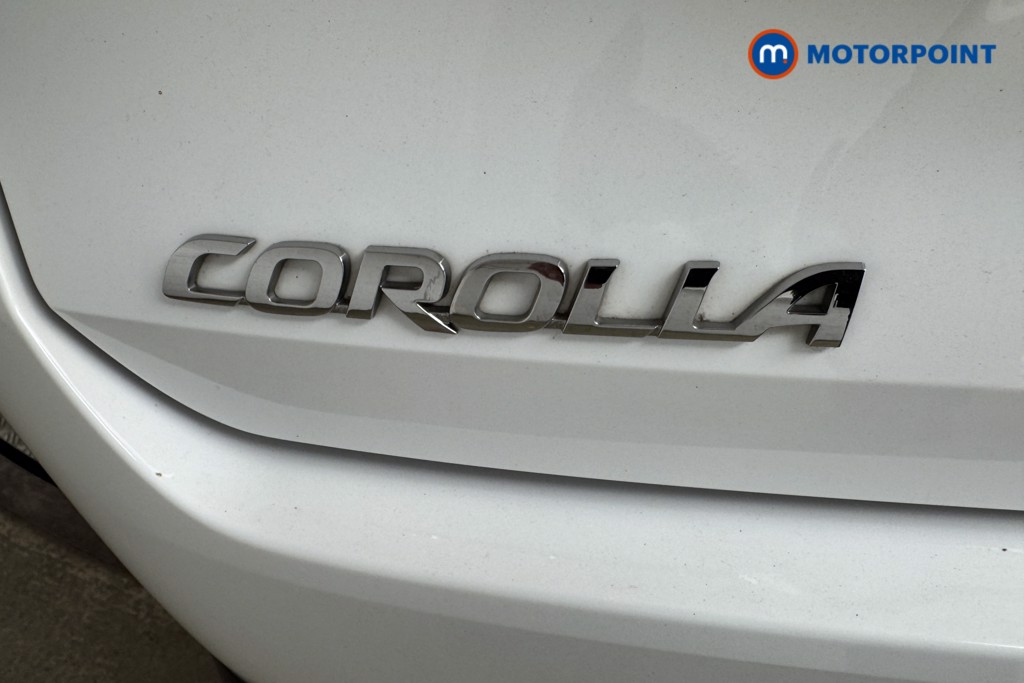 Toyota Corolla Excel Automatic Petrol-Electric Hybrid Estate - Stock Number (1554245) - 20th supplementary image