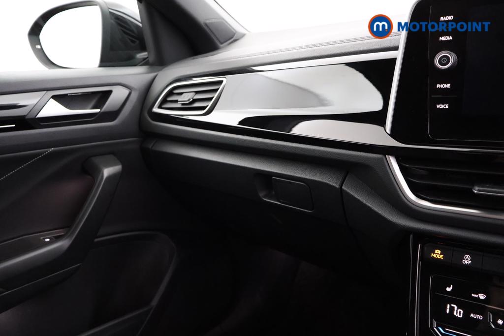 Volkswagen T-Roc R-Line Automatic Petrol SUV - Stock Number (1554300) - 6th supplementary image
