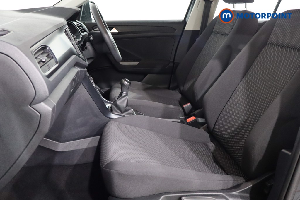 Volkswagen T-Roc S Manual Diesel SUV - Stock Number (1554369) - 4th supplementary image