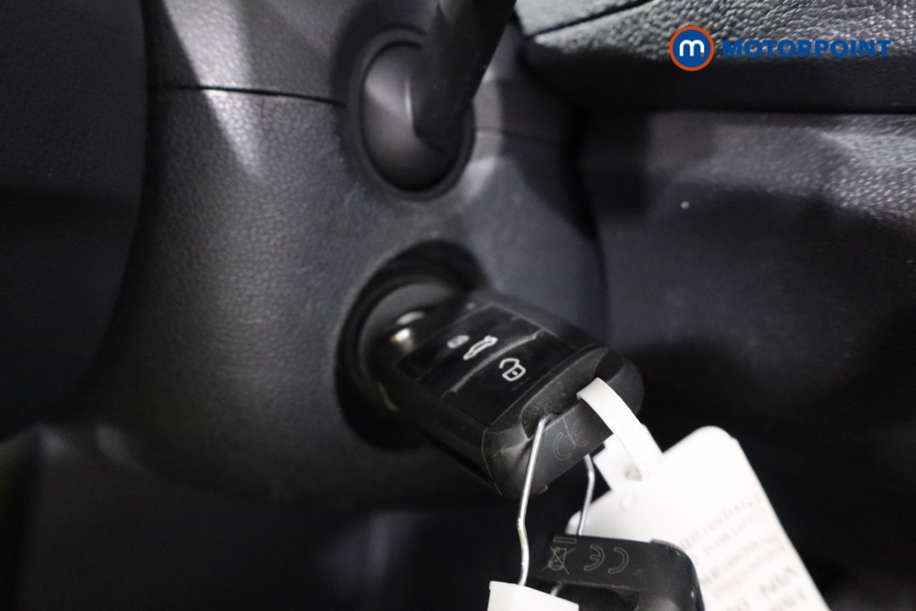 Volkswagen T-Roc S Manual Diesel SUV - Stock Number (1554369) - 13th supplementary image