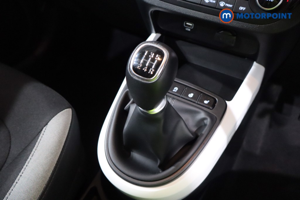 Hyundai I10 Premium Manual Petrol Hatchback - Stock Number (1554833) - 14th supplementary image