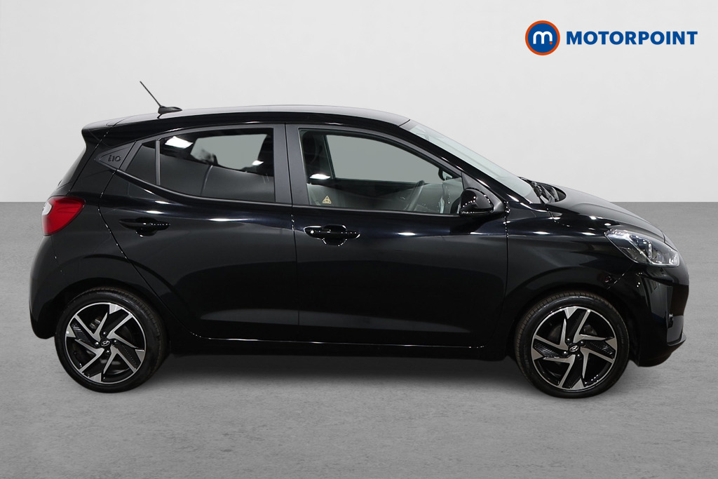Hyundai I10 Premium Manual Petrol Hatchback - Stock Number (1554833) - Drivers side