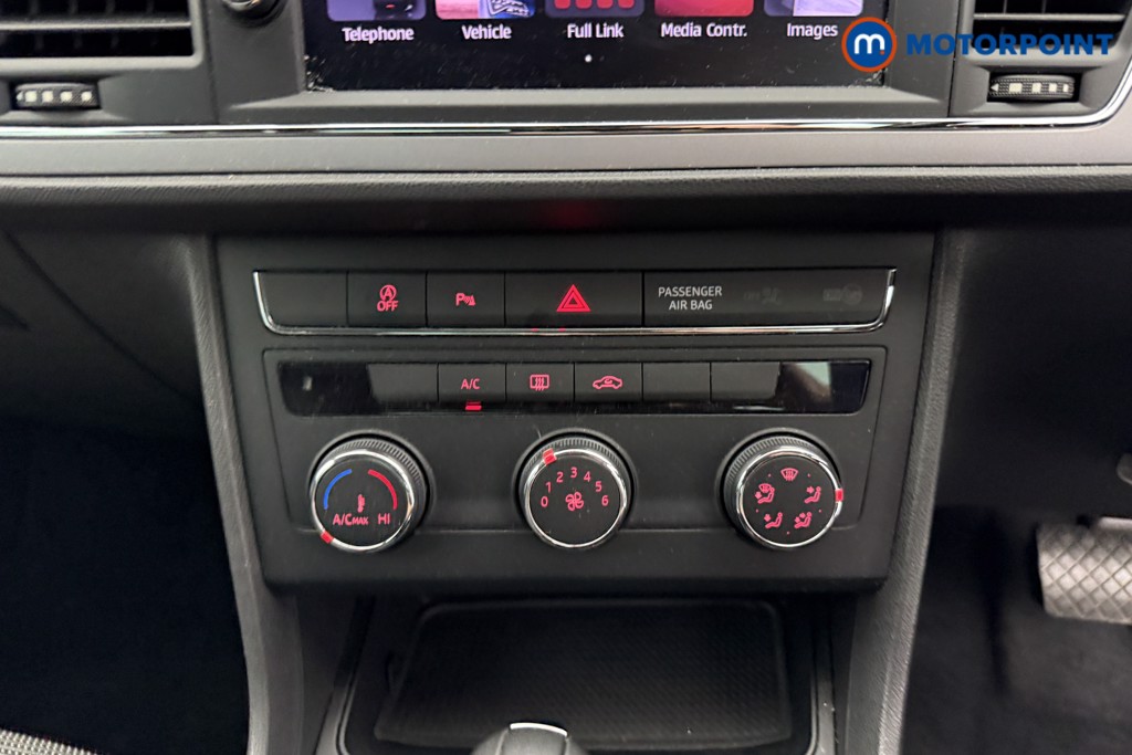 Seat Leon Se Dynamic Automatic Diesel Hatchback - Stock Number (1554970) - 10th supplementary image