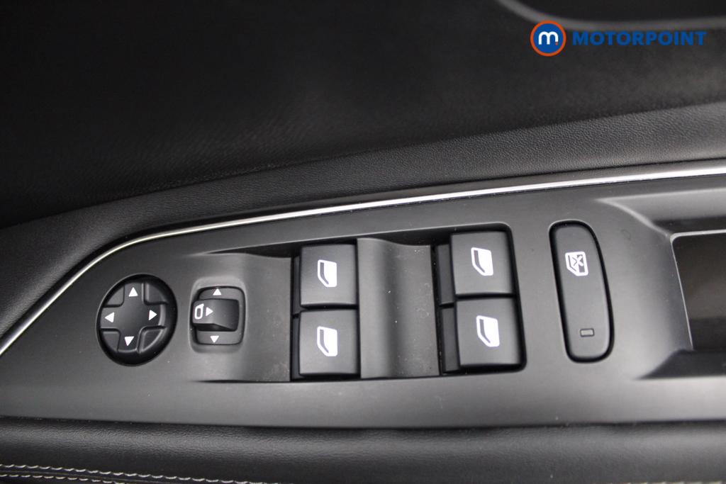 Peugeot 3008 Allure Manual Diesel SUV - Stock Number (1533347) - 19th supplementary image