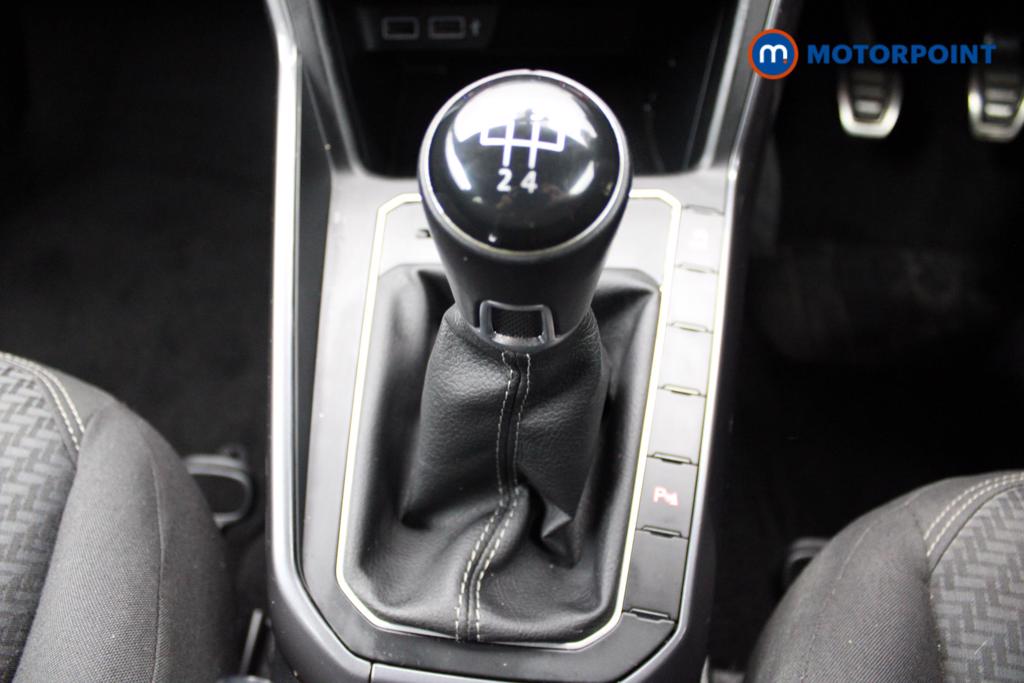 Volkswagen Polo R-Line Manual Petrol Hatchback - Stock Number (1534563) - 6th supplementary image