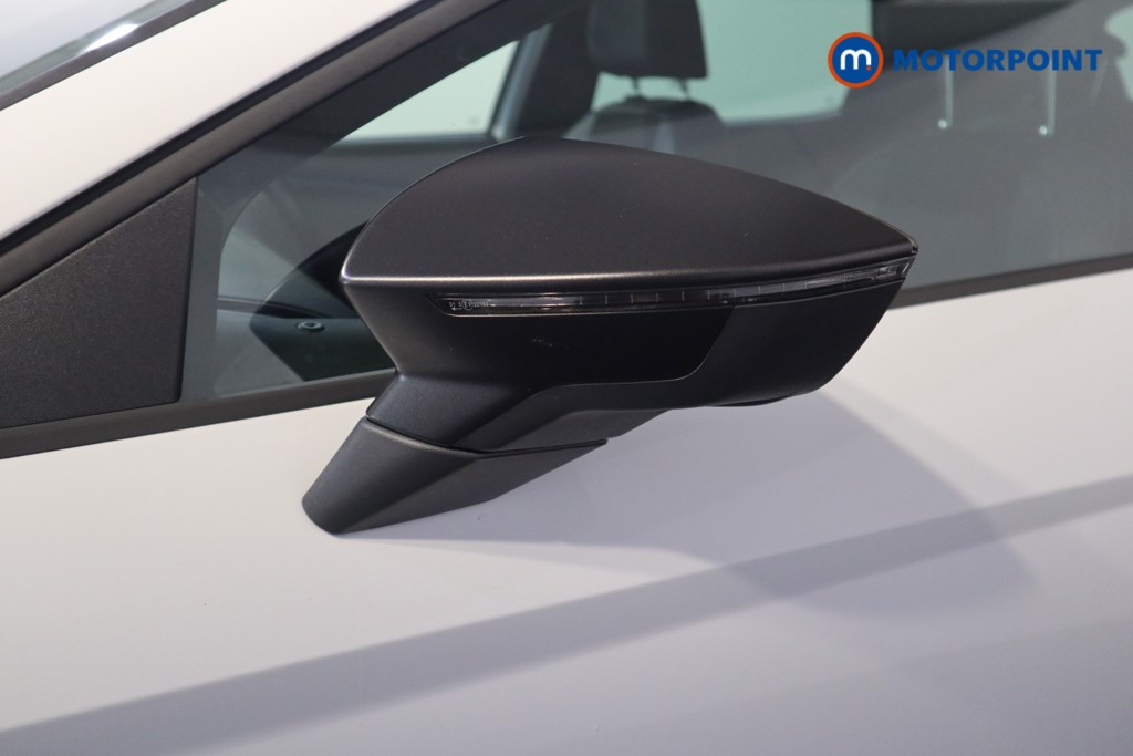 Seat Leon Fr Black Edition Manual Petrol Hatchback - Stock Number (1542382) - 24th supplementary image