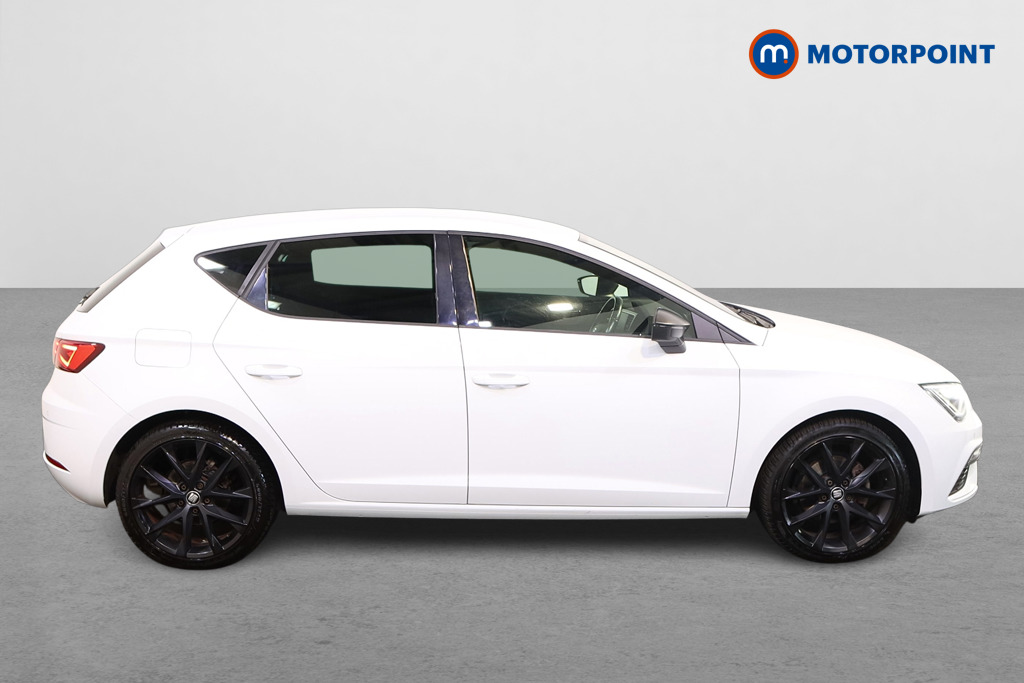 Seat Leon Fr Black Edition Manual Petrol Hatchback - Stock Number (1542382) - Drivers side