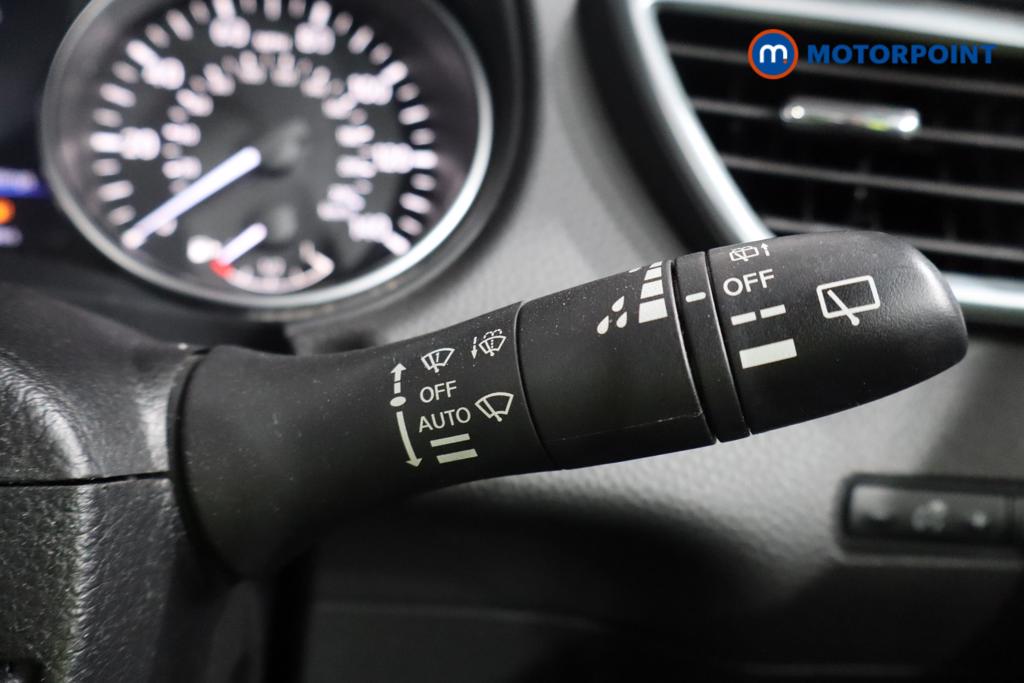 Nissan Qashqai Tekna Manual Petrol SUV - Stock Number (1542795) - 9th supplementary image