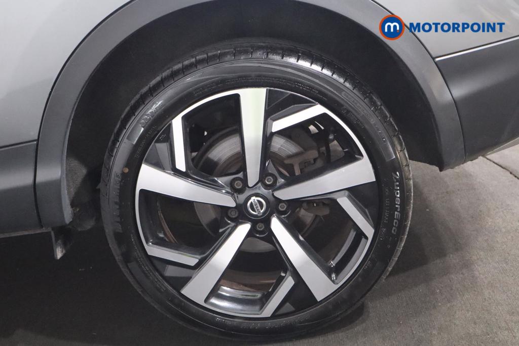 Nissan Qashqai Tekna Manual Petrol SUV - Stock Number (1542795) - 23rd supplementary image