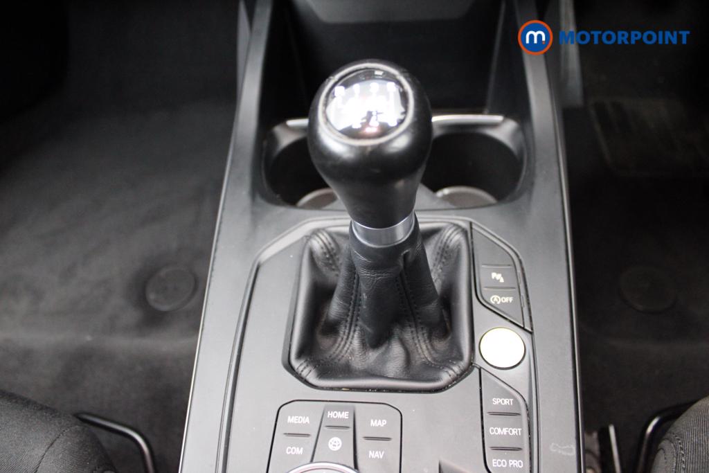 BMW 1 Series SE Manual Petrol Hatchback - Stock Number (1543590) - 7th supplementary image