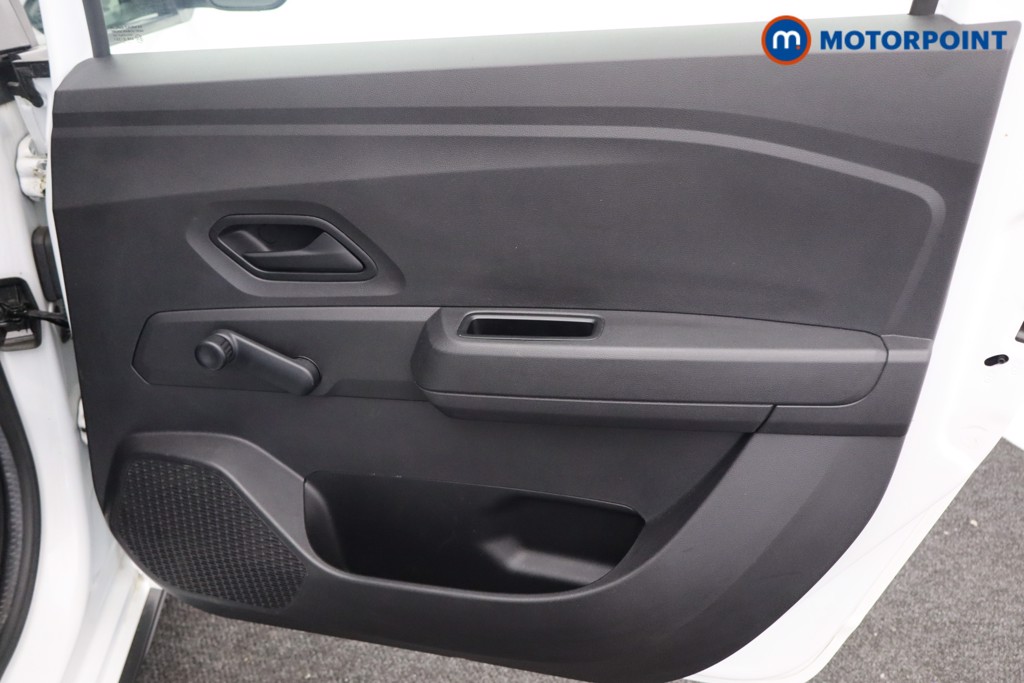Dacia Jogger Essential Manual Petrol People Carrier - Stock Number (1543697) - 15th supplementary image