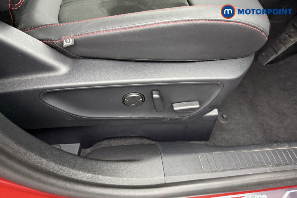 Ford Kuga St-Line Automatic Petrol Plug-In Hybrid SUV - Stock Number (1544348) - 17th supplementary image
