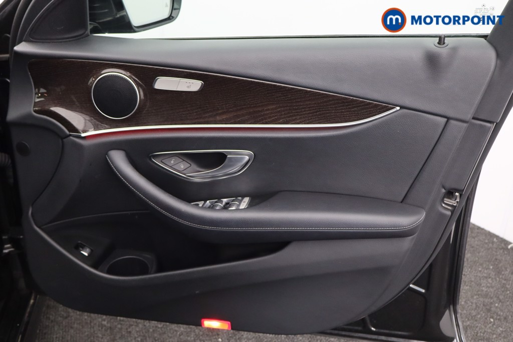 Mercedes-Benz E Class Amg Line Edition Automatic Diesel Plug-In Hybrid Saloon - Stock Number (1544373) - 16th supplementary image