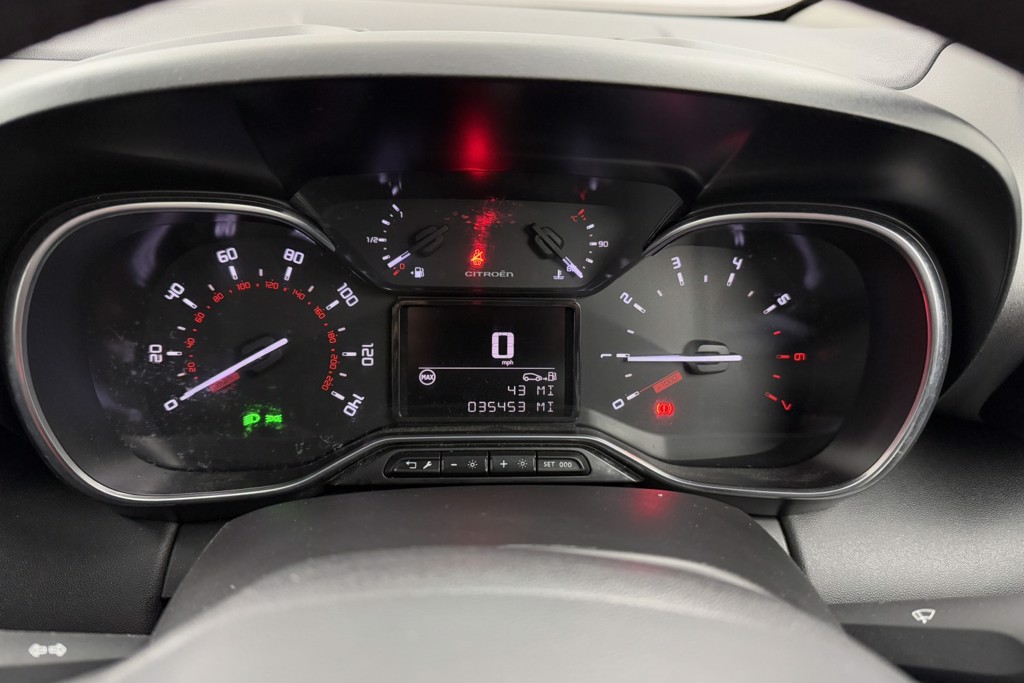 Citroen C3 Aircross Shine Manual Petrol SUV - Stock Number (1544779) - 6th supplementary image