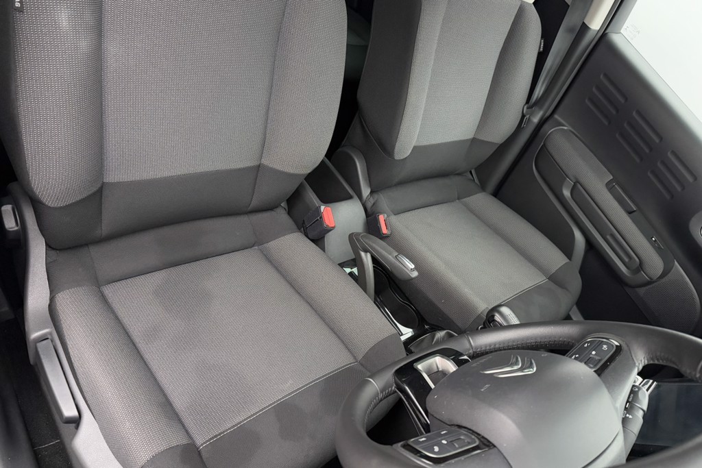 Citroen C3 Aircross Shine Manual Petrol SUV - Stock Number (1544779) - 18th supplementary image