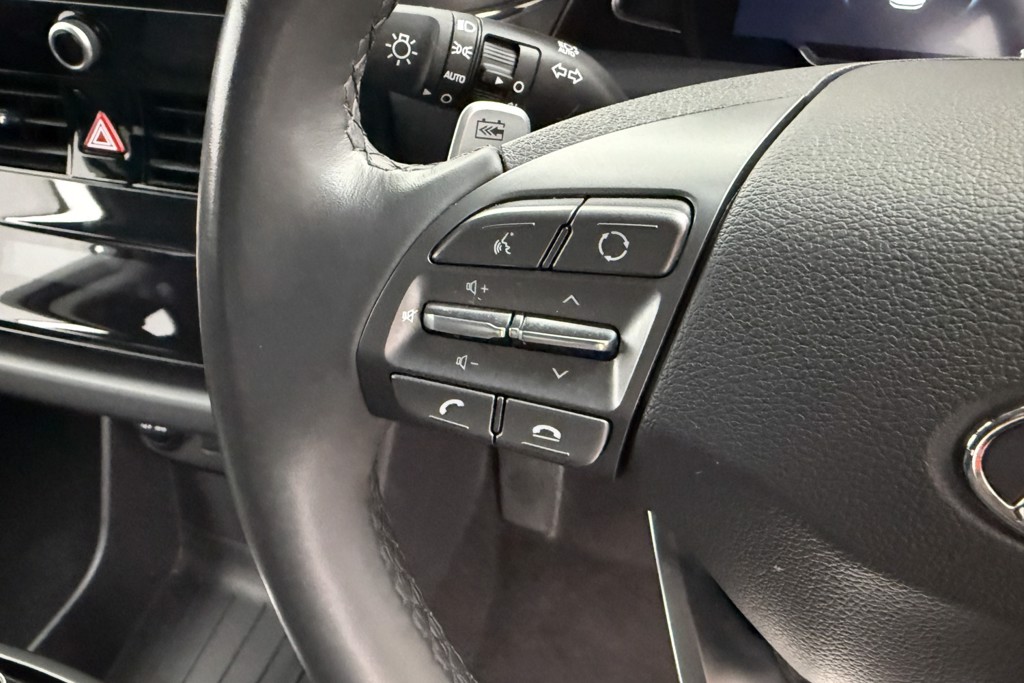 Hyundai Ioniq Premium Se Automatic Electric Hatchback - Stock Number (1544999) - 3rd supplementary image