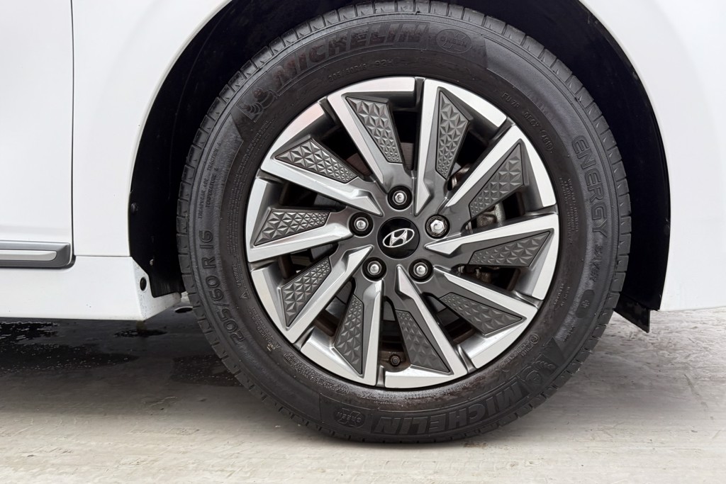 Hyundai Ioniq Premium Se Automatic Electric Hatchback - Stock Number (1544999) - 33rd supplementary image