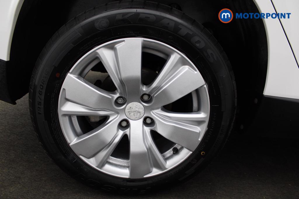 Peugeot 2008 Active Manual Diesel SUV - Stock Number (1545117) - 8th supplementary image