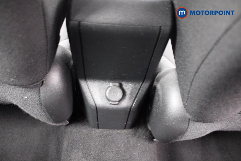 Peugeot 2008 Active Manual Diesel SUV - Stock Number (1545117) - 18th supplementary image