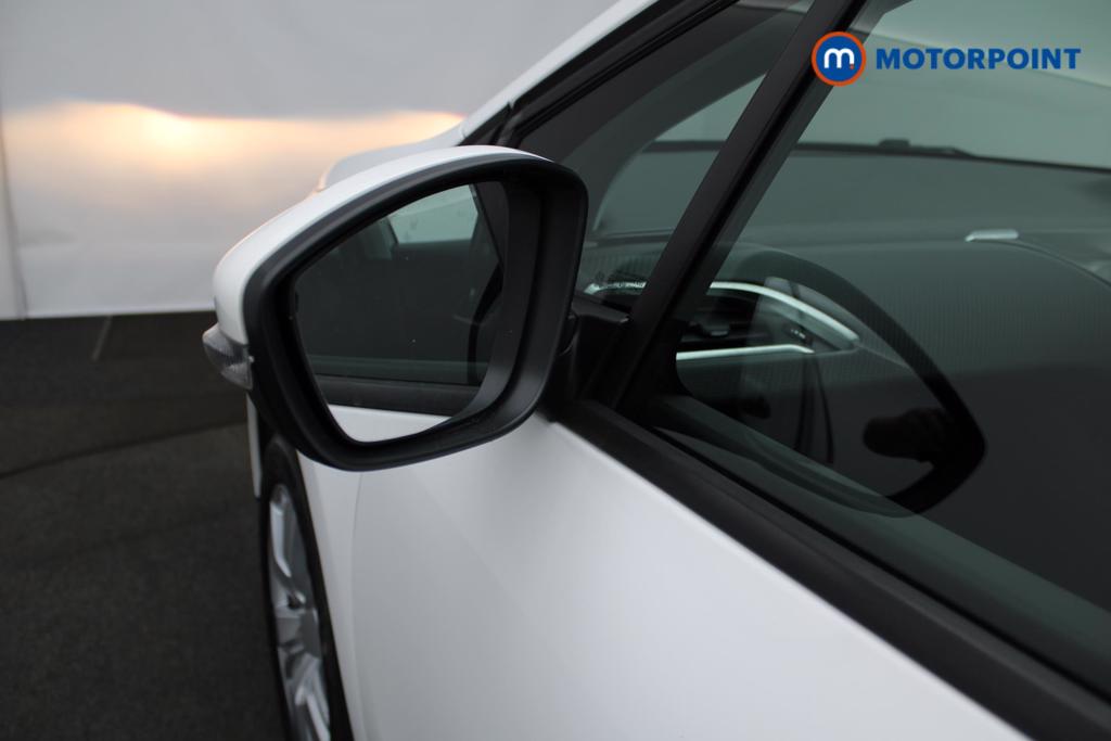 Peugeot 2008 Active Manual Diesel SUV - Stock Number (1545117) - 27th supplementary image