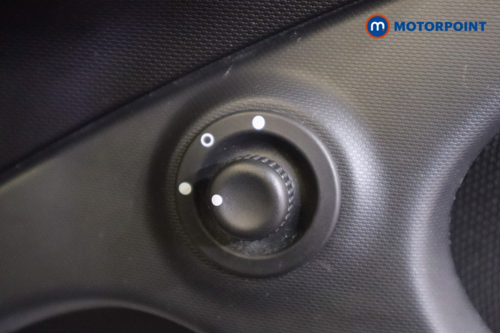 Smart Forfour Pulse Premium Automatic Electric Hatchback - Stock Number (1545293) - 8th supplementary image
